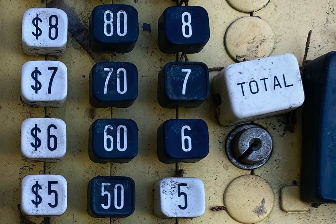 Botones de una máquina registradora vintage